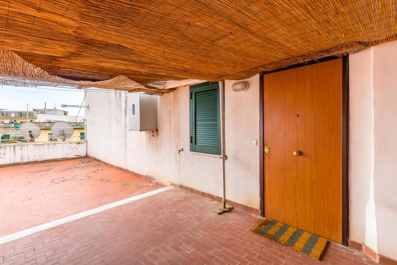 Jude'S Roof At Chiaia Apartment Наполи Екстериор снимка
